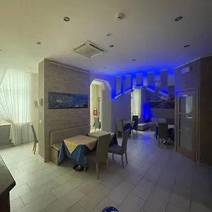 Szálloda Montecarlo, Milánó